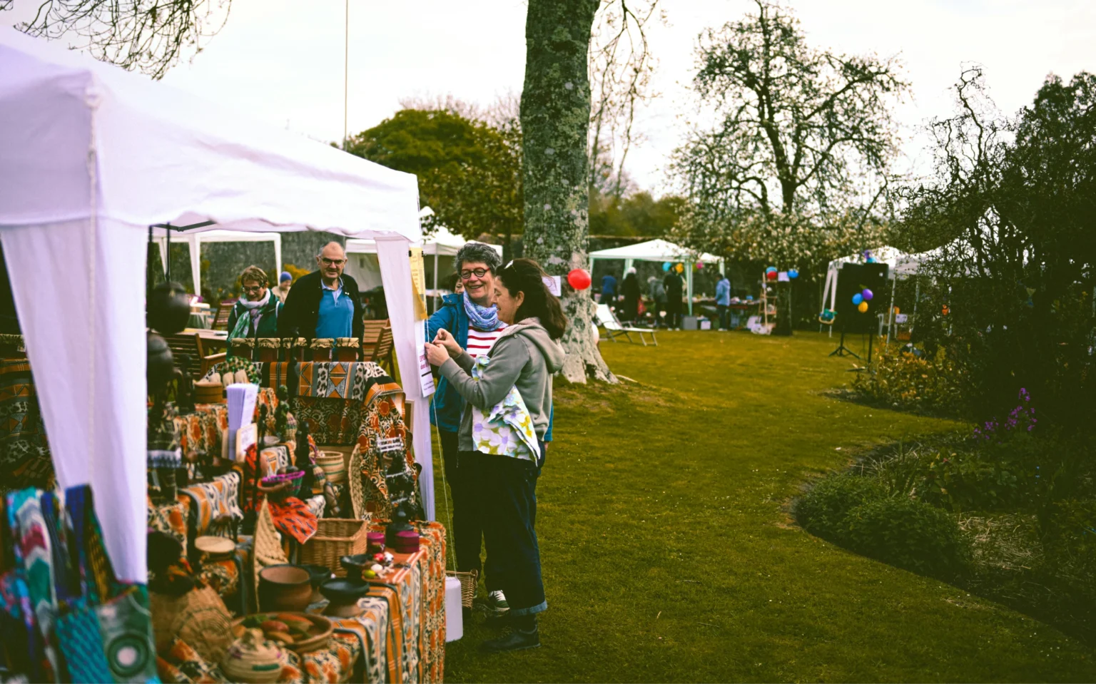 Farmers Market at Lewinsville Park
